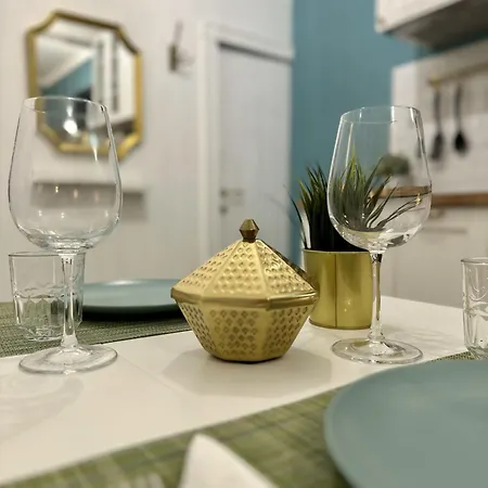 Aquarium Exclusive Loft - Private Parking Apartment